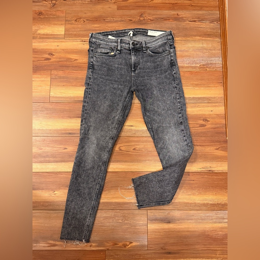 Rag & Bone Grey Wash Women’s Skinny Jeans